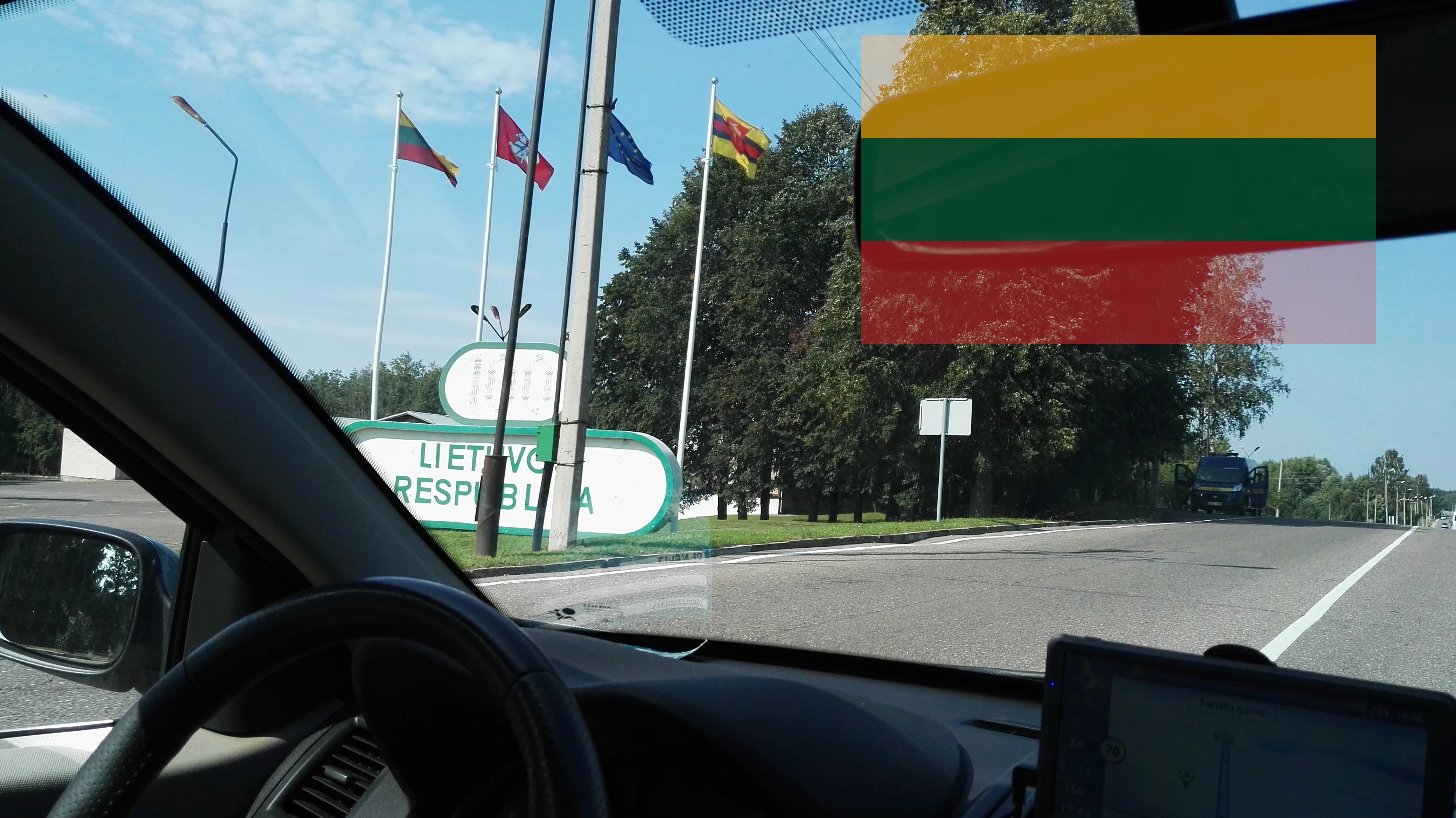 samochodem na Litwę